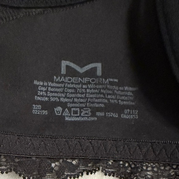 Maidenform One Fab Fit Full Coverage Lace Racerback Bra, 32D black lace - Picture 3 of 6